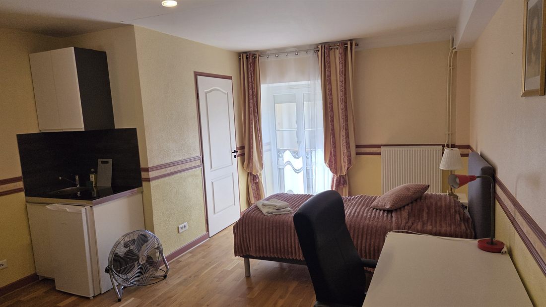 Studio avec kitchenette